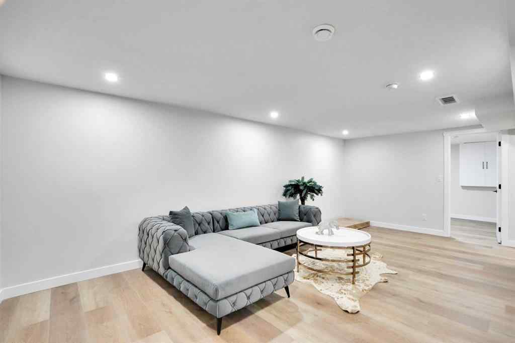 MLS® A2262915 - 3038 Dover Road SE in Dover Calgary, Residential