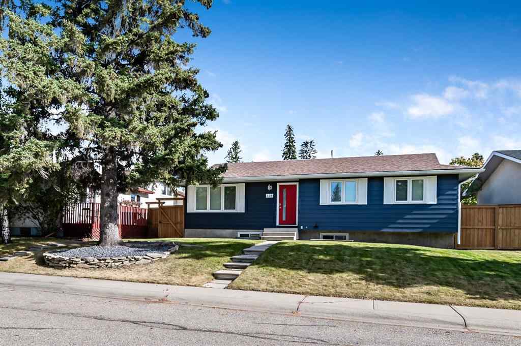 MLS® A2262916 - 128 Queen Alexandra Close SE in Queensland Calgary, Residential