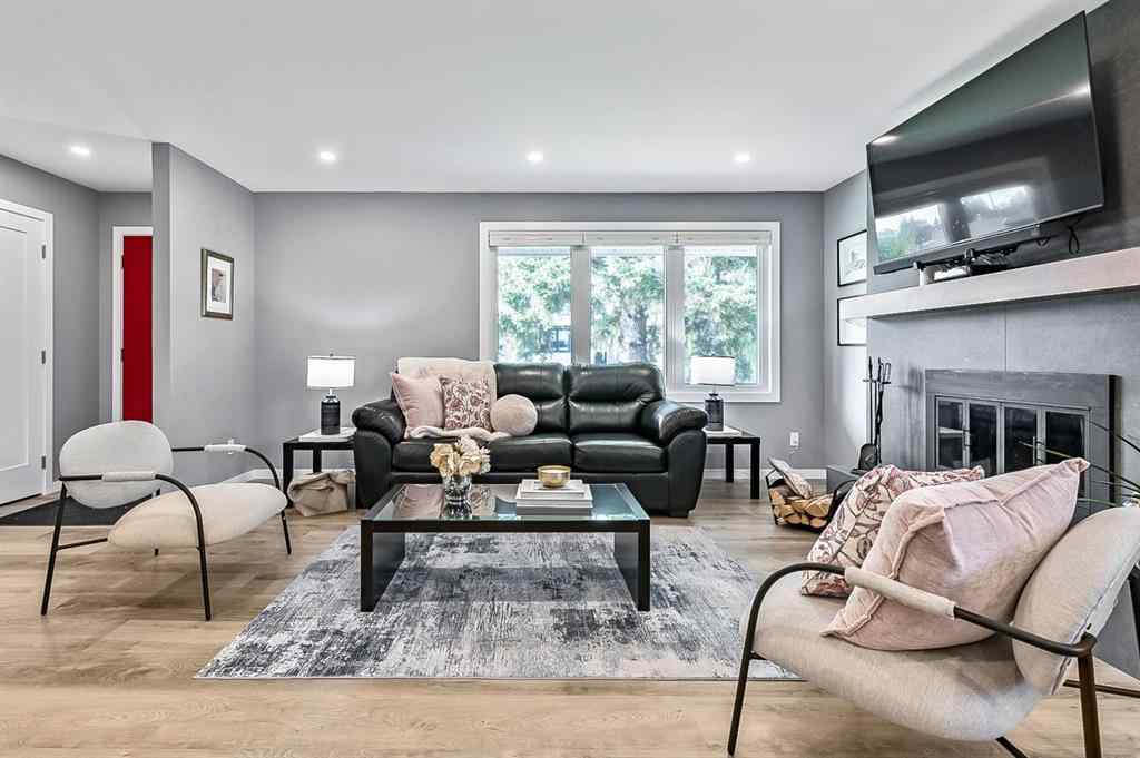 MLS® A2262916 - 128 Queen Alexandra Close SE in Queensland Calgary, Residential