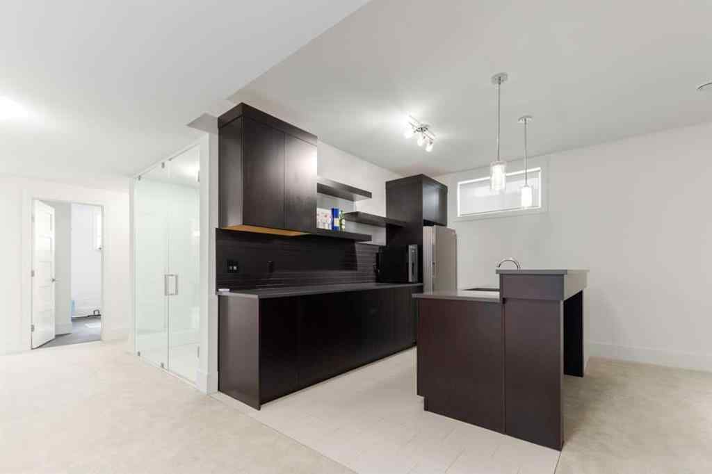 MLS® A2262918 - 2132 32 Avenue SW in Richmond Calgary, Residential