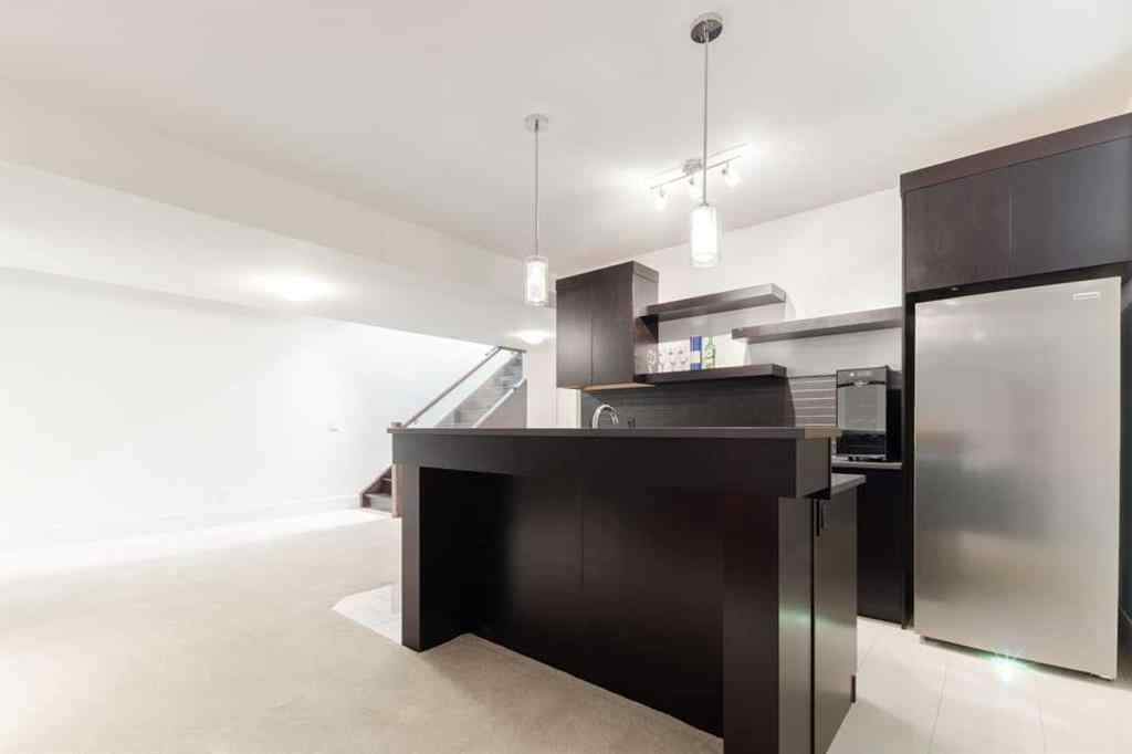 MLS® A2262918 - 2132 32 Avenue SW in Richmond Calgary, Residential