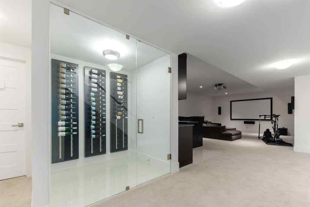 MLS® A2262918 - 2132 32 Avenue SW in Richmond Calgary, Residential