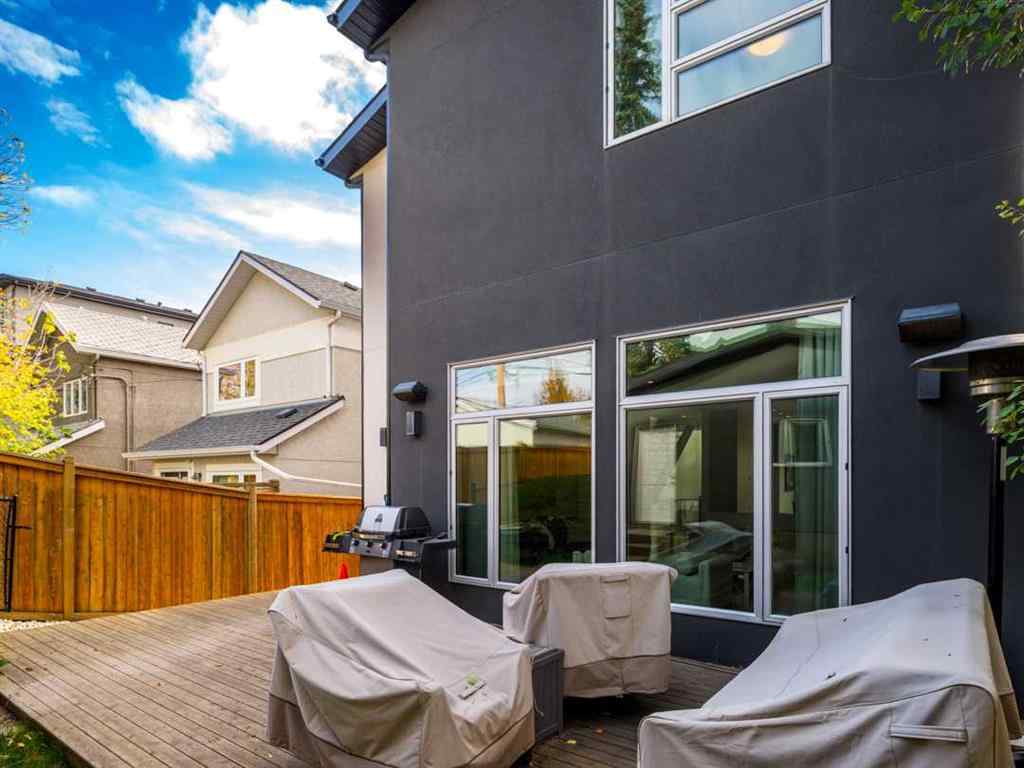 MLS® A2262918 - 2132 32 Avenue SW in Richmond Calgary, Residential