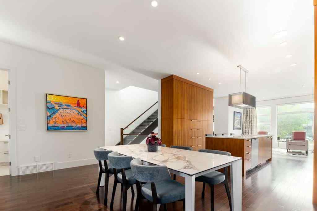 MLS® A2262918 - 2132 32 Avenue SW in Richmond Calgary, Residential