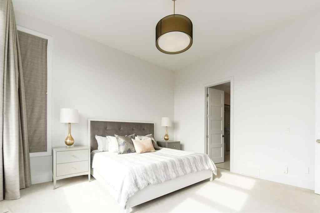 MLS® A2262918 - 2132 32 Avenue SW in Richmond Calgary, Residential