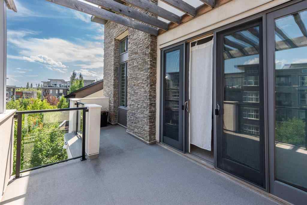 MLS® A2262928 - 112 Burma Star Road SW in Currie Barracks Calgary, Residential