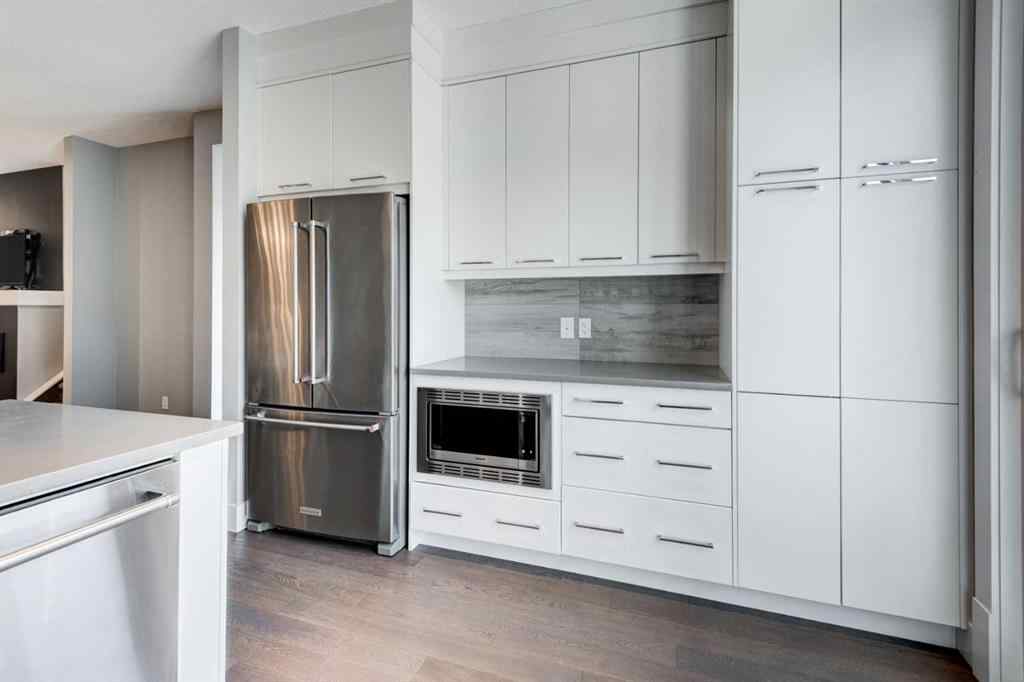 MLS® A2262928 - 112 Burma Star Road SW in Currie Barracks Calgary, Residential