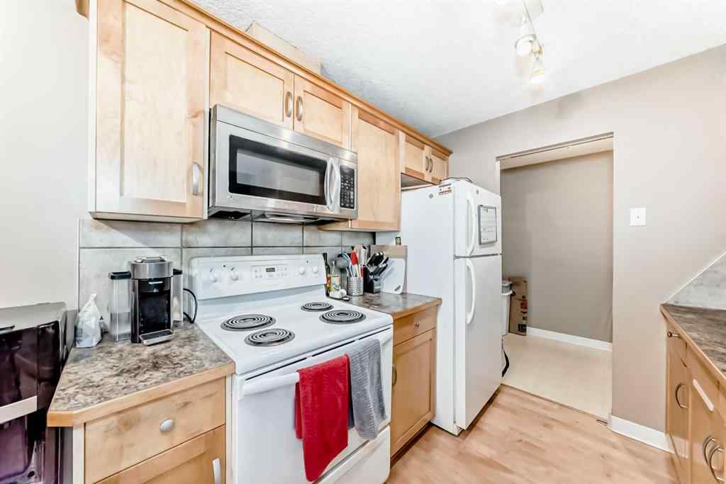 MLS® A2262929 - Unit #3207 13045 6 Street SW in Canyon Meadows Calgary, Residential