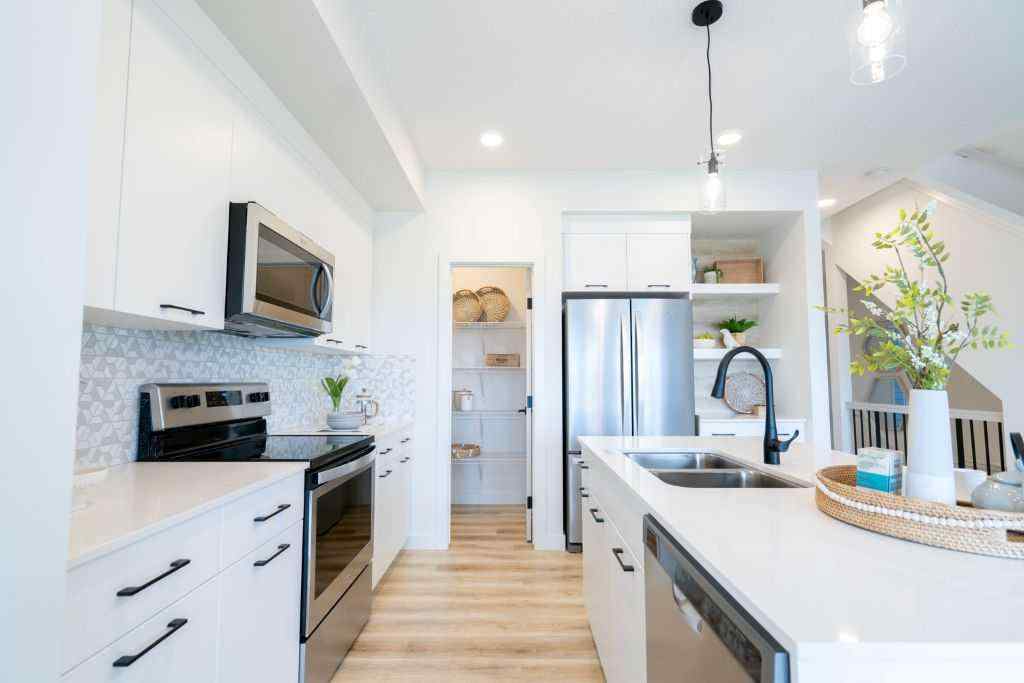 MLS&reg; # A2262932 - 31 Heritage Heath  in Heritage Hills Cochrane, Residential Open Houses