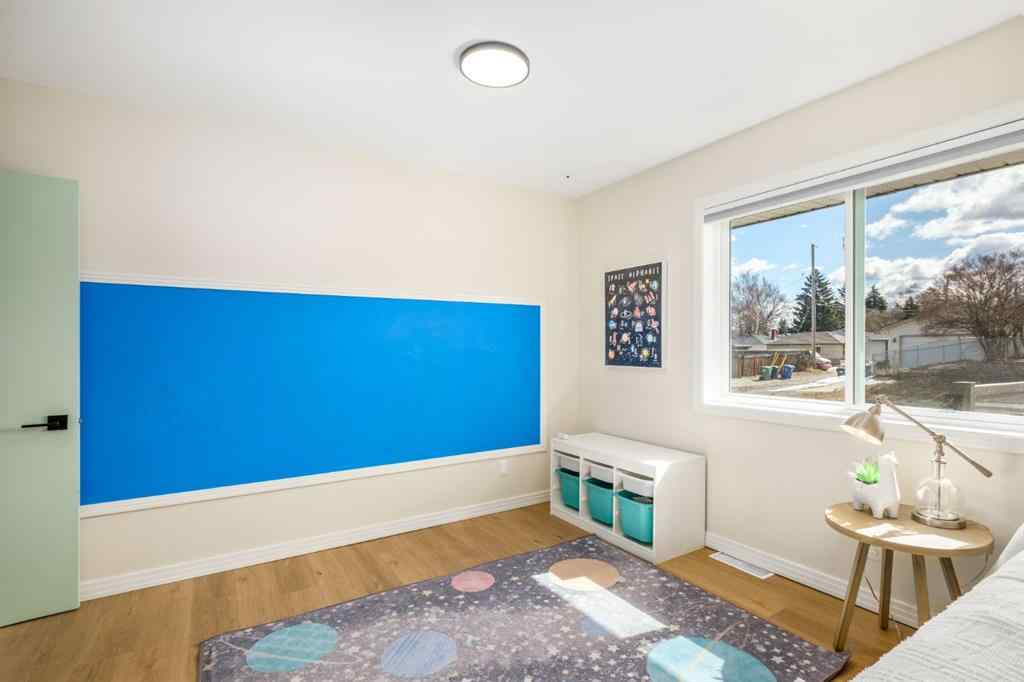 MLS® A2262938 - 35 Fairview Drive SE in Fairview Calgary, Residential