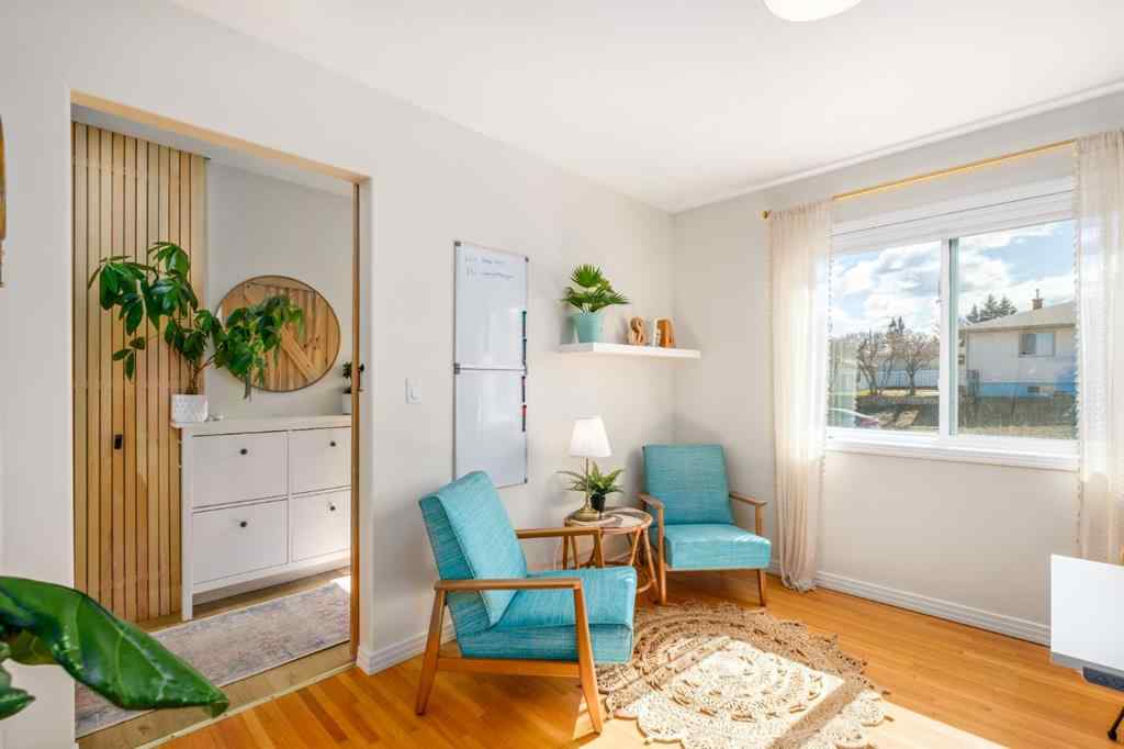 MLS® A2262938 - 35 Fairview Drive SE in Fairview Calgary, Residential