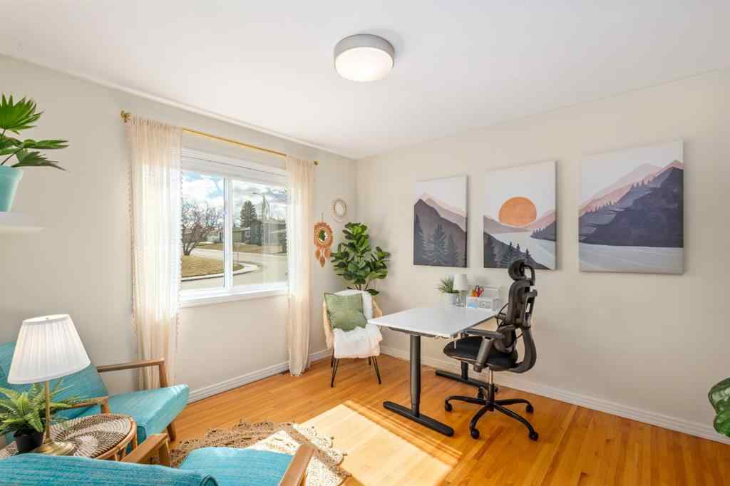 MLS® A2262938 - 35 Fairview Drive SE in Fairview Calgary, Residential