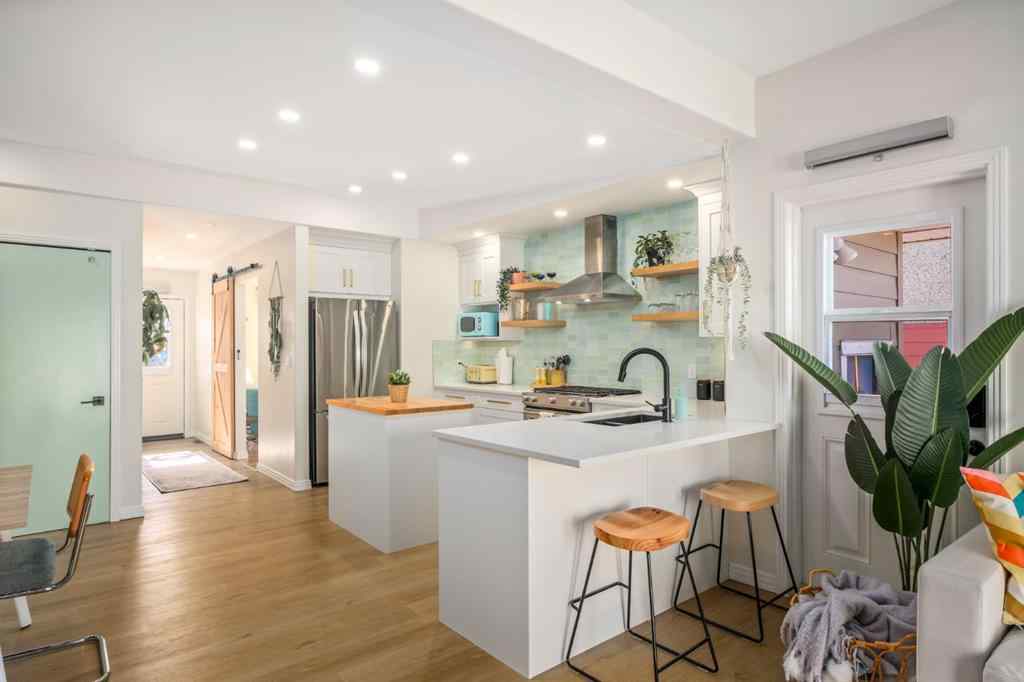 MLS® A2262938 - 35 Fairview Drive SE in Fairview Calgary, Residential