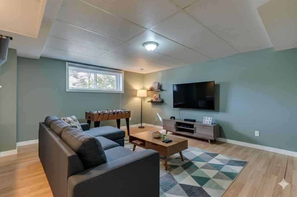 MLS® A2262950 - 108 Sunbank Way SE in Sundance Calgary, Residential