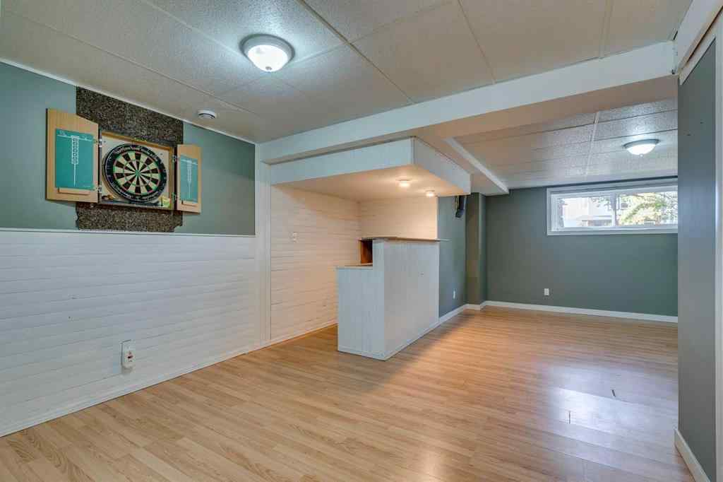 MLS® A2262950 - 108 Sunbank Way SE in Sundance Calgary, Residential