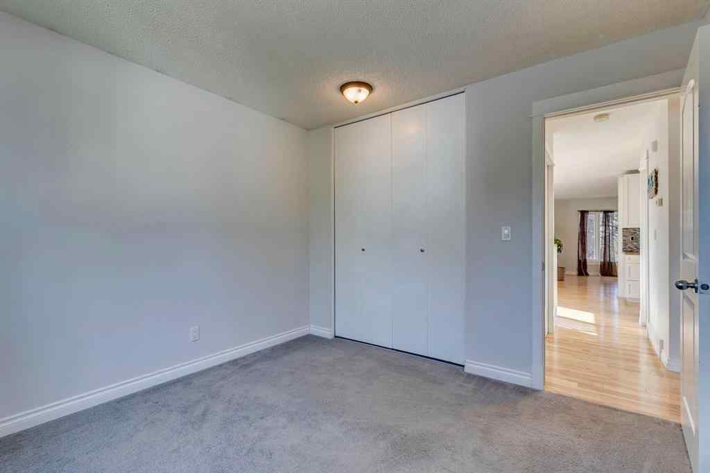 MLS® A2262950 - 108 Sunbank Way SE in Sundance Calgary, Residential