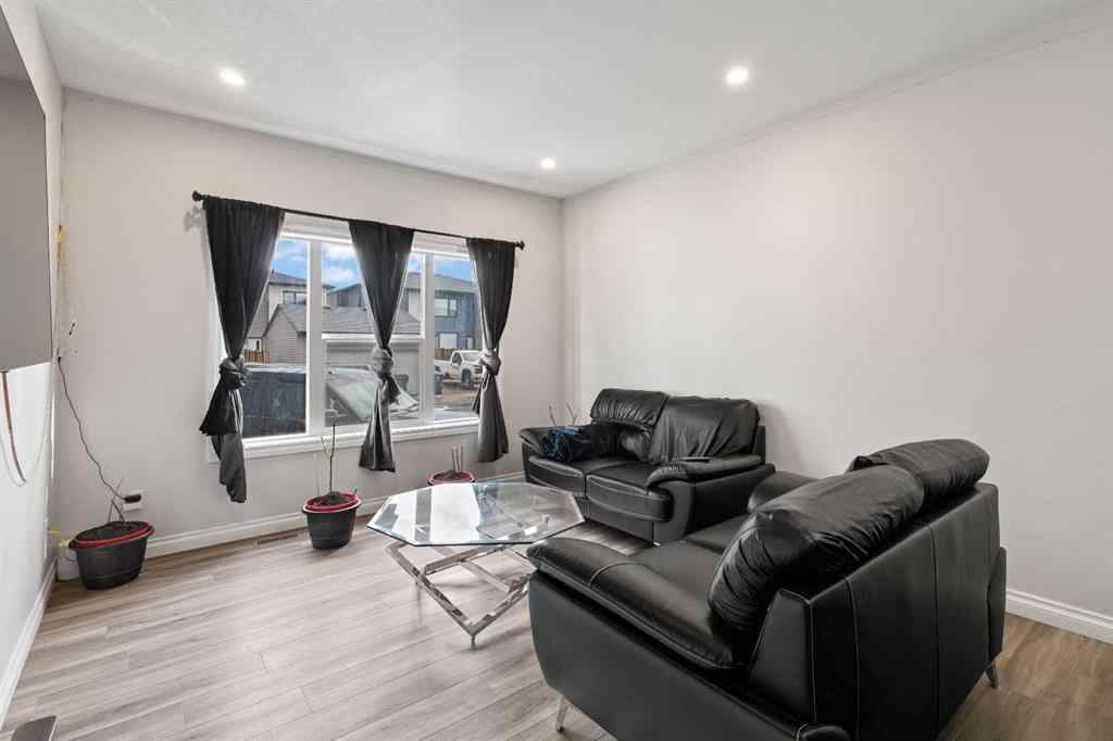 MLS® A2262952 - 33 Homestead Crescent NE in Homestead Calgary, Residential