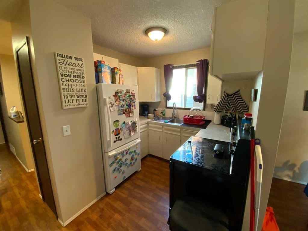MLS® A2262954 - 441 4 Avenue SE in NONE Three Hills, Residential