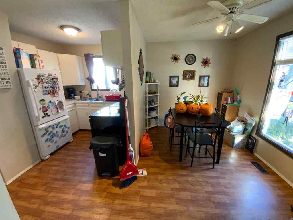 MLS® A2262954 - 441 4 Avenue SE in NONE Three Hills, Residential