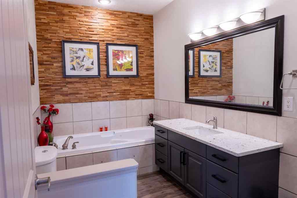 MLS® A2262958 - 8902 131 Avenue  in Crystal Lake Estates Grande Prairie, Residential