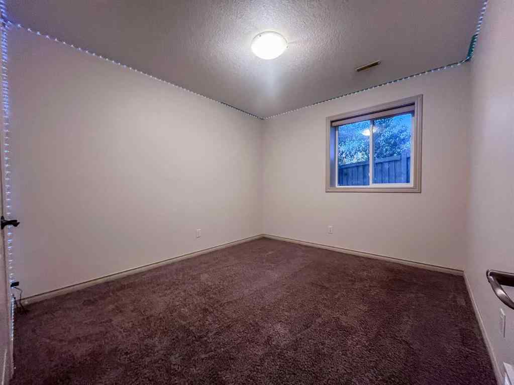 MLS® A2262958 - 8902 131 Avenue  in Crystal Lake Estates Grande Prairie, Residential