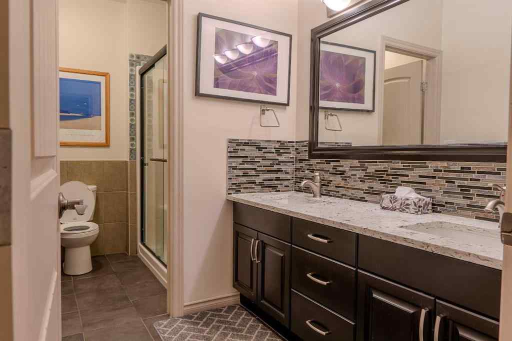 MLS® A2262958 - 8902 131 Avenue  in Crystal Lake Estates Grande Prairie, Residential