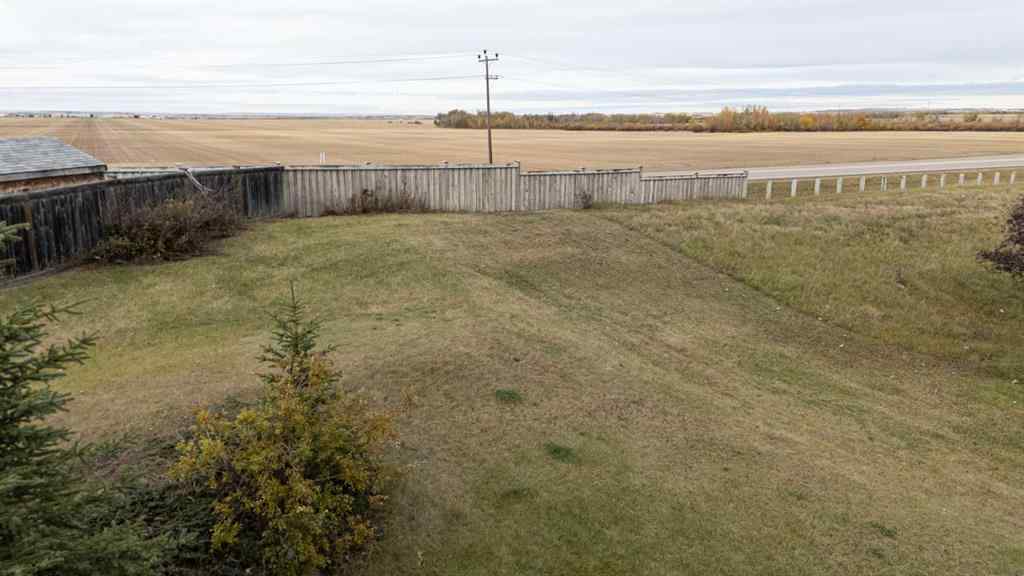 MLS® A2262958 - 8902 131 Avenue  in Crystal Lake Estates Grande Prairie, Residential