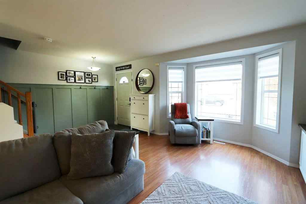 MLS® A2262964 - 4949 Westbrooke Road  in Valley Ridge Blackfalds, Residential