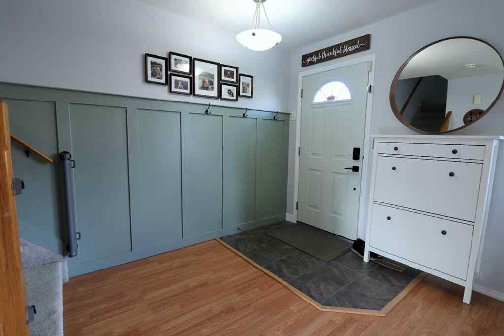 MLS® A2262964 - 4949 Westbrooke Road  in Valley Ridge Blackfalds, Residential