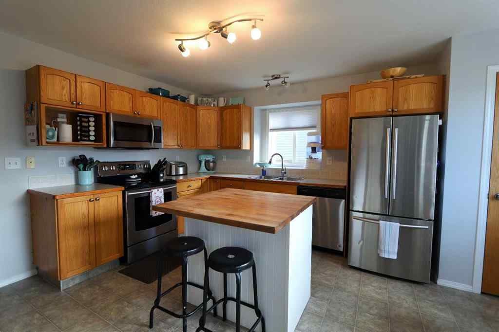 MLS® A2262964 - 4949 Westbrooke Road  in Valley Ridge Blackfalds, Residential