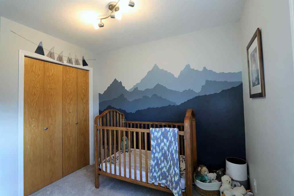 MLS® A2262964 - 4949 Westbrooke Road  in Valley Ridge Blackfalds, Residential