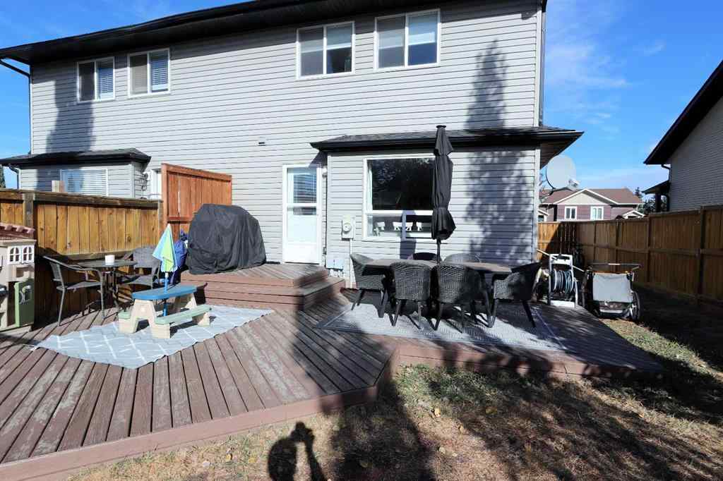 MLS® A2262964 - 4949 Westbrooke Road  in Valley Ridge Blackfalds, Residential