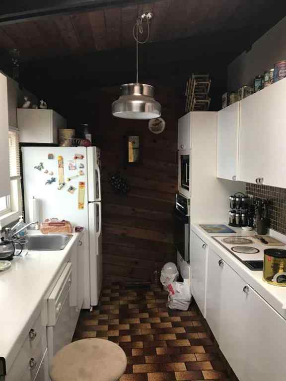 MLS® A2262969 - 3506 40 Avenue SW in Rutland Park Calgary, Residential