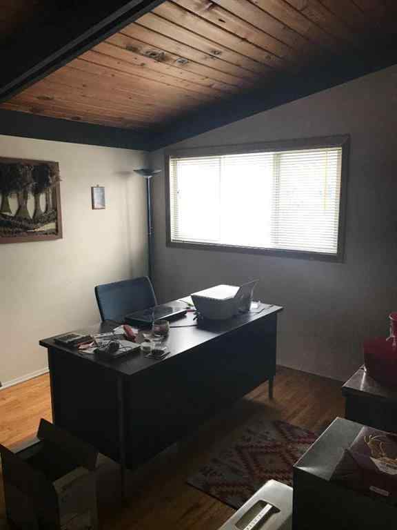 MLS® A2262969 - 3506 40 Avenue SW in Rutland Park Calgary, Residential