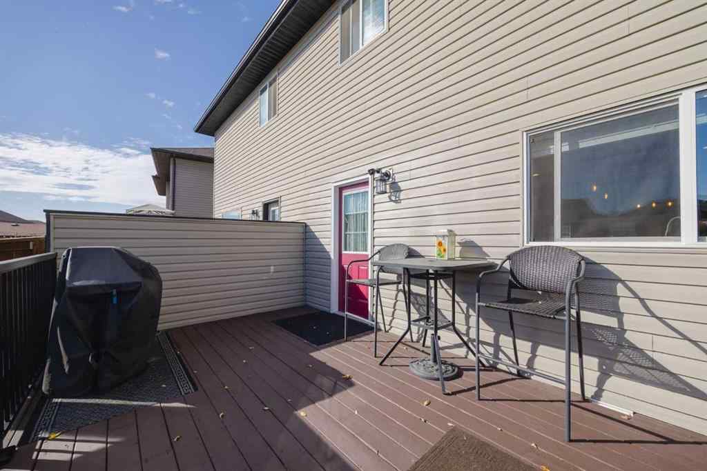 MLS® A2262970 - 47 Luxstone Point SW in Luxstone Airdrie, Residential