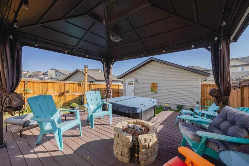 MLS® A2262970 - 47 Luxstone Point SW in Luxstone Airdrie, Residential