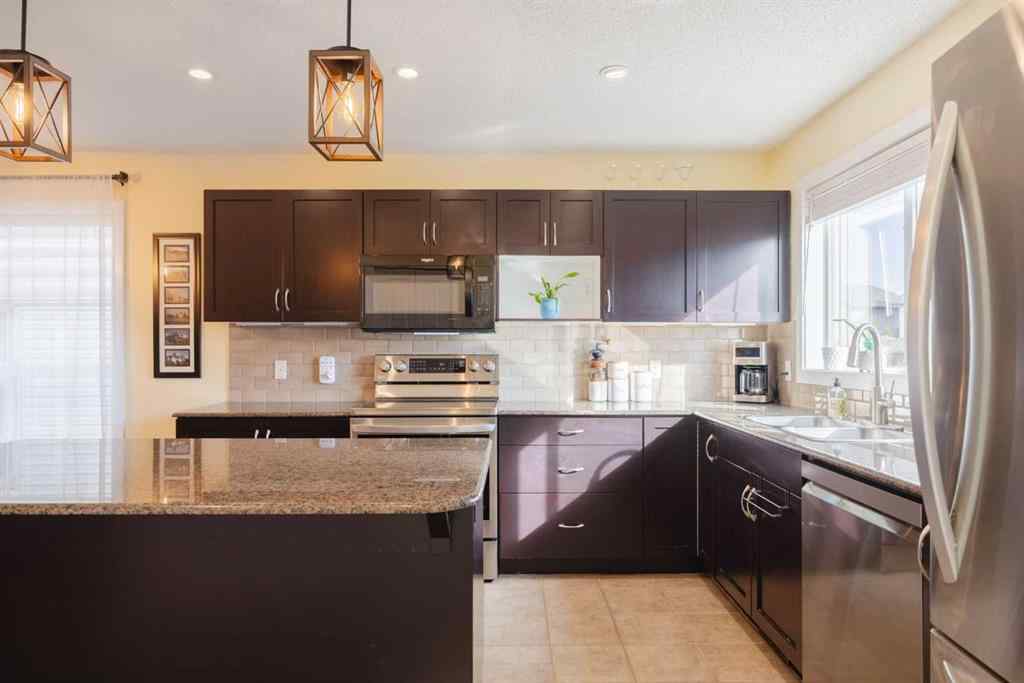 MLS® A2262970 - 47 Luxstone Point SW in Luxstone Airdrie, Residential