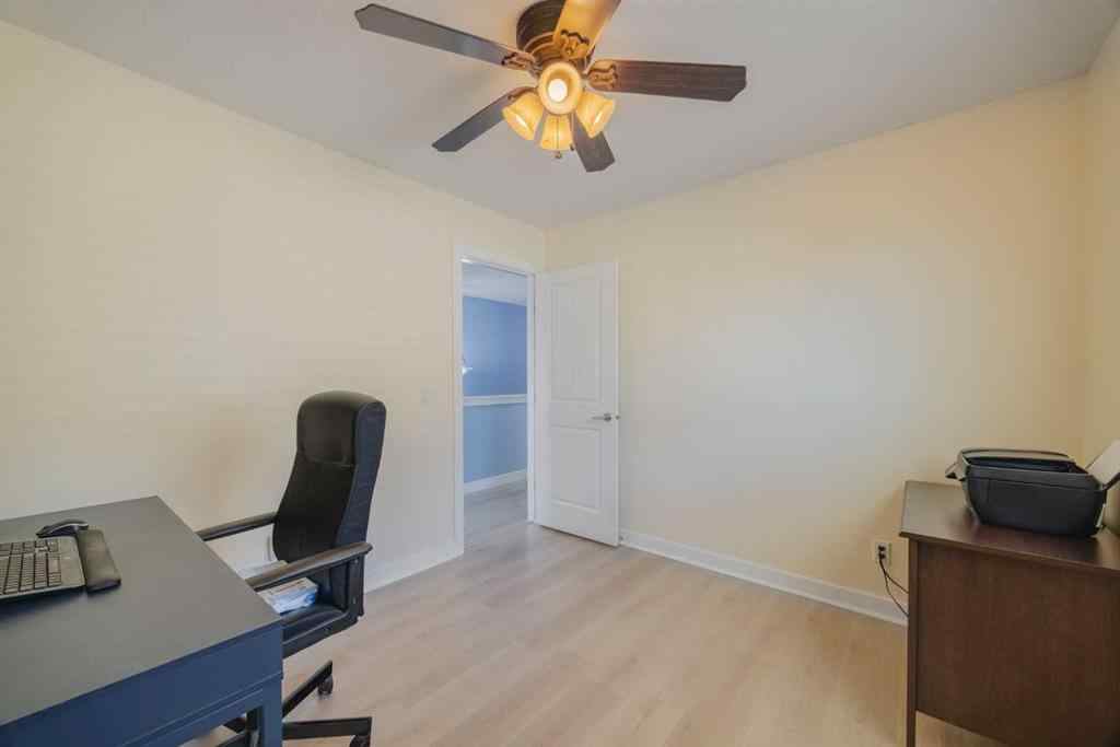 MLS® A2262970 - 47 Luxstone Point SW in Luxstone Airdrie, Residential