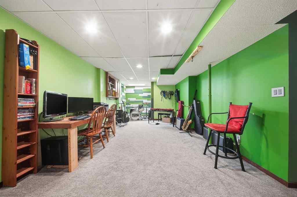 MLS® A2262976 - 55 Nyman Crescent  in Normandeau Red Deer, Residential