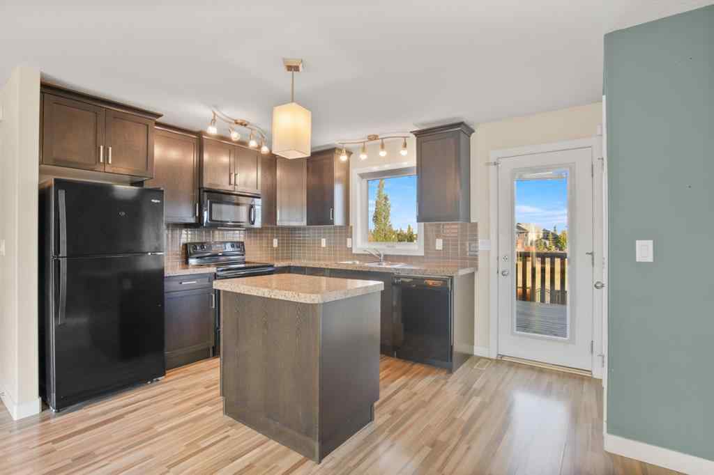 MLS® A2262981 - 130 Larsen Crescent  in Lonsdale Red Deer, Residential