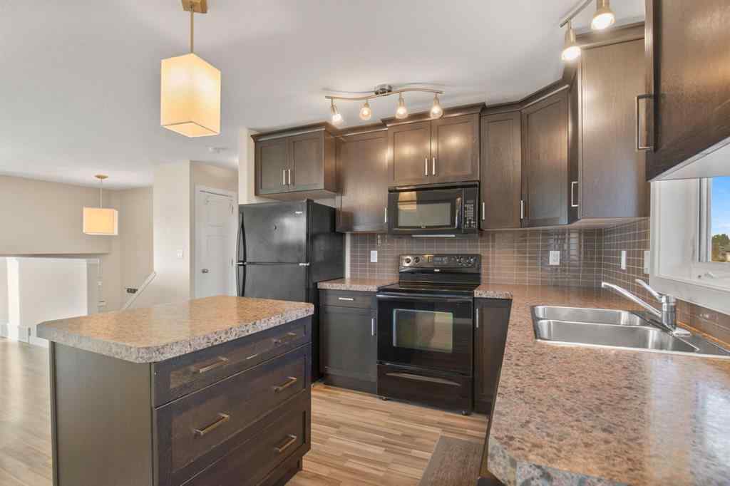 MLS® A2262981 - 130 Larsen Crescent  in Lonsdale Red Deer, Residential