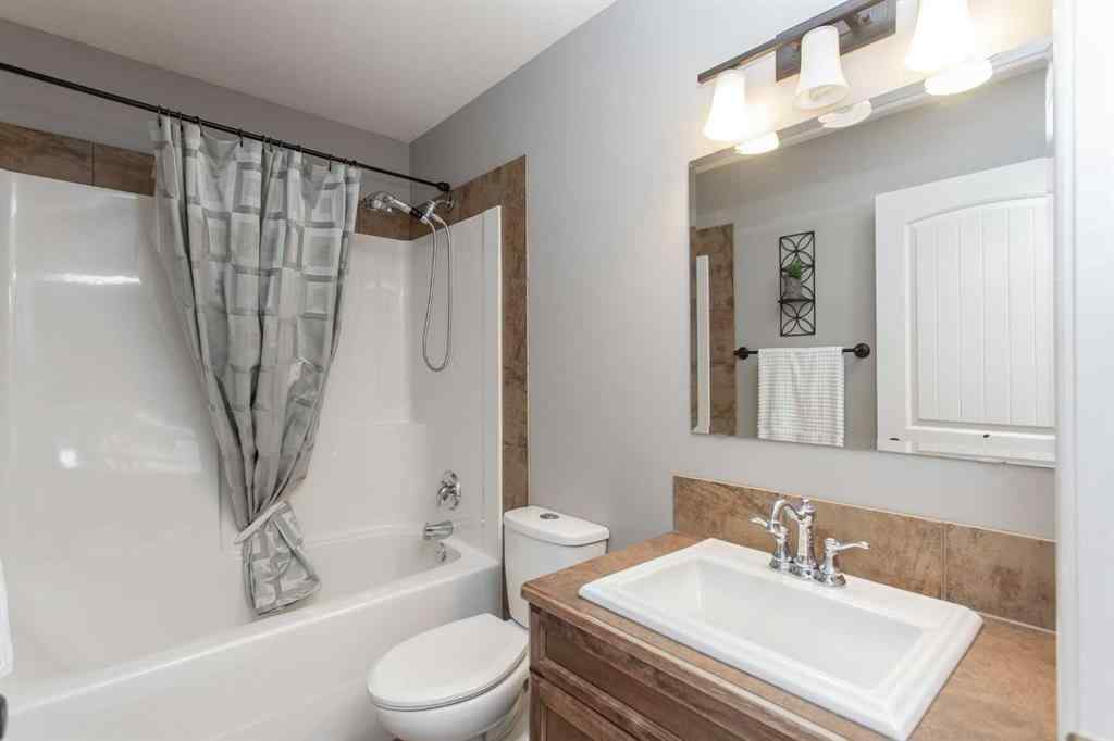 MLS® A2262988 - 7206 61 Street  in Rocky Mtn House Rocky Mountain House, Residential