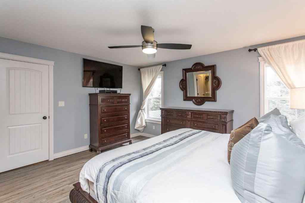 MLS® A2262988 - 7206 61 Street  in Rocky Mtn House Rocky Mountain House, Residential