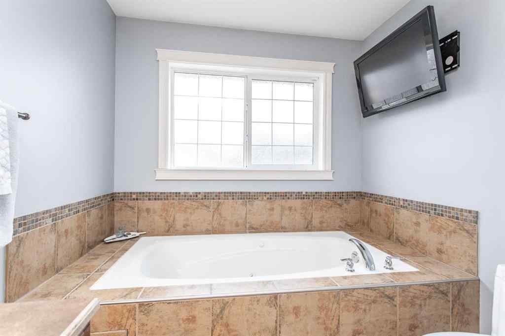 MLS® A2262988 - 7206 61 Street  in Rocky Mtn House Rocky Mountain House, Residential