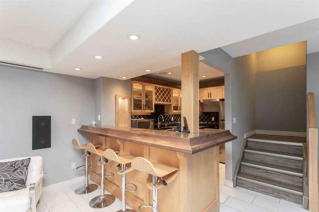 MLS® A2262988 - 7206 61 Street  in Rocky Mtn House Rocky Mountain House, Residential