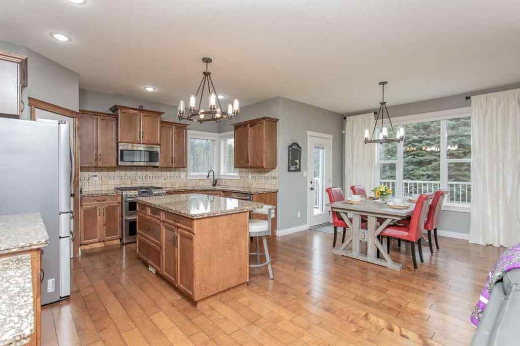 MLS® A2262988 - 7206 61 Street  in Rocky Mtn House Rocky Mountain House, Residential