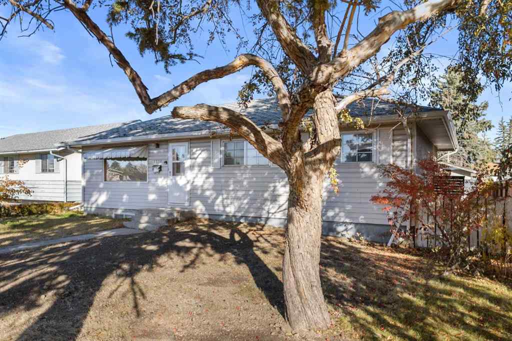 MLS® A2262989 - 4612 Fortune Road SE in Forest Heights Calgary, Residential