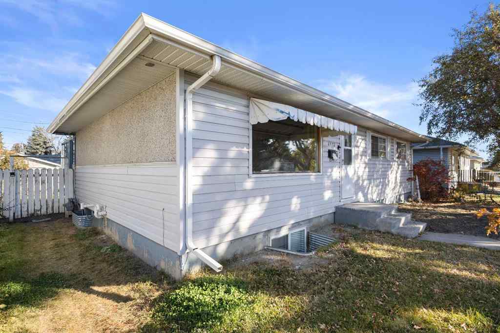 MLS® A2262989 - 4612 Fortune Road SE in Forest Heights Calgary, Residential