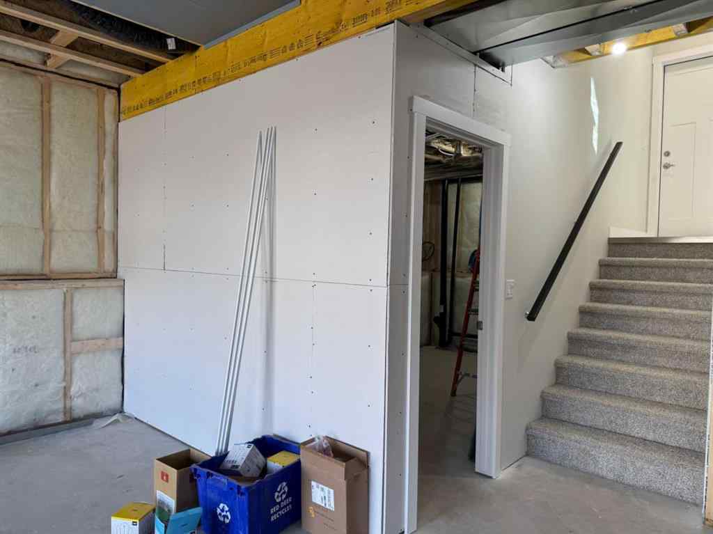 MLS® A2262993 - 21 Vermont Close  in Valley Ridge Blackfalds, Residential