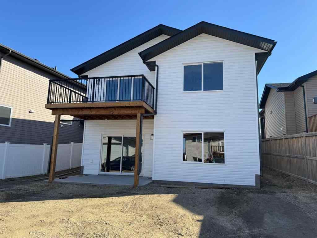 MLS® A2262993 - 21 Vermont Close  in Valley Ridge Blackfalds, Residential
